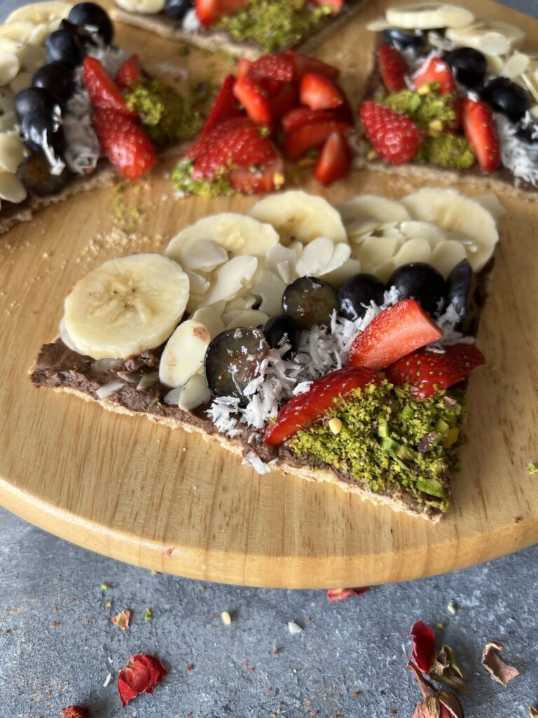 Meyveli Tatlı Pizza